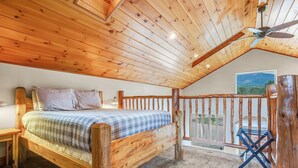 2 bedrooms, iron/ironing board, WiFi, bed sheets - Salida CO Rentals - Home nestled in the trees, 5 minutes from downtown Salida (Salida)