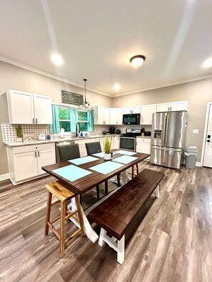 Fridge, microwave, oven, stovetop - Chic 2BR/2BA Near Dining & Shops (Winston-Salem)