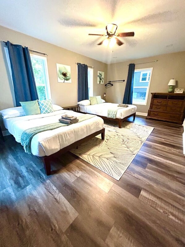 2 bedrooms, iron/ironing board, WiFi, bed sheets