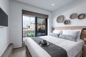 3 chambres, coffres-forts dans les chambres, fer et planche Ă repasser