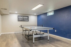 غرفة الألعاب