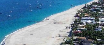 10 Minute Walk to Pickleball and the Sea of Cortez