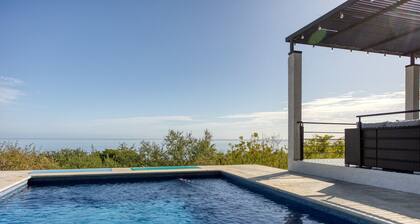 Pool with a View in Buena Vista