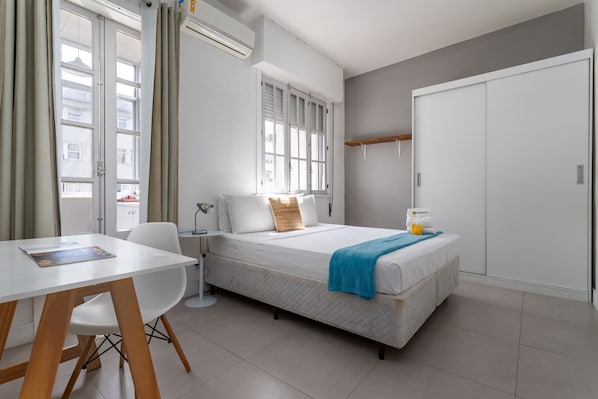 1 bedroom, iron/ironing board, travel cot, free WiFi