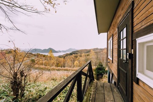 Great view Lake Toya 2bedroom log cabin