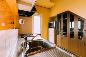 Private kitchen - Great view Lake Toya 2bedroom log cabin (Toyako)