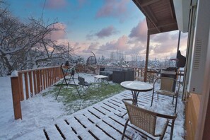 屋外ダイニングエリア