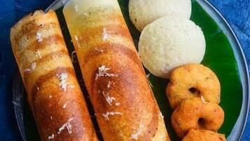 Desayuno con opciones de la cocina local todos los días (con cargo)