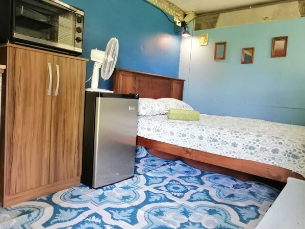 1 bedroom, in-room safe, bed sheets