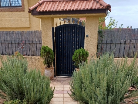 Property grounds. The Orchard Apartment in Ifrane 'B': Cozy, Clean & Peaceful Apartments