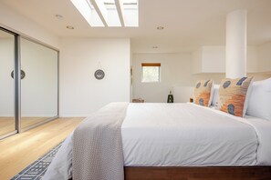 1 غرفة نوم ومكواة/لوح كي وواي فاي وملاءات أسرّة