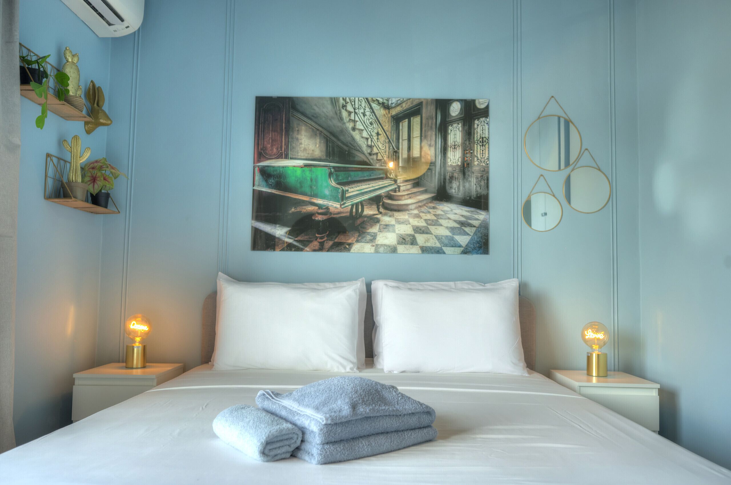 3 bedrooms, iron/ironing board, free WiFi, bed sheets