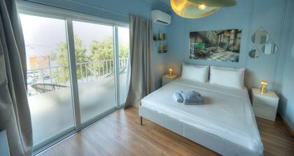 Stylish, large 3bedroom, seafront terrace GOSLM-13
