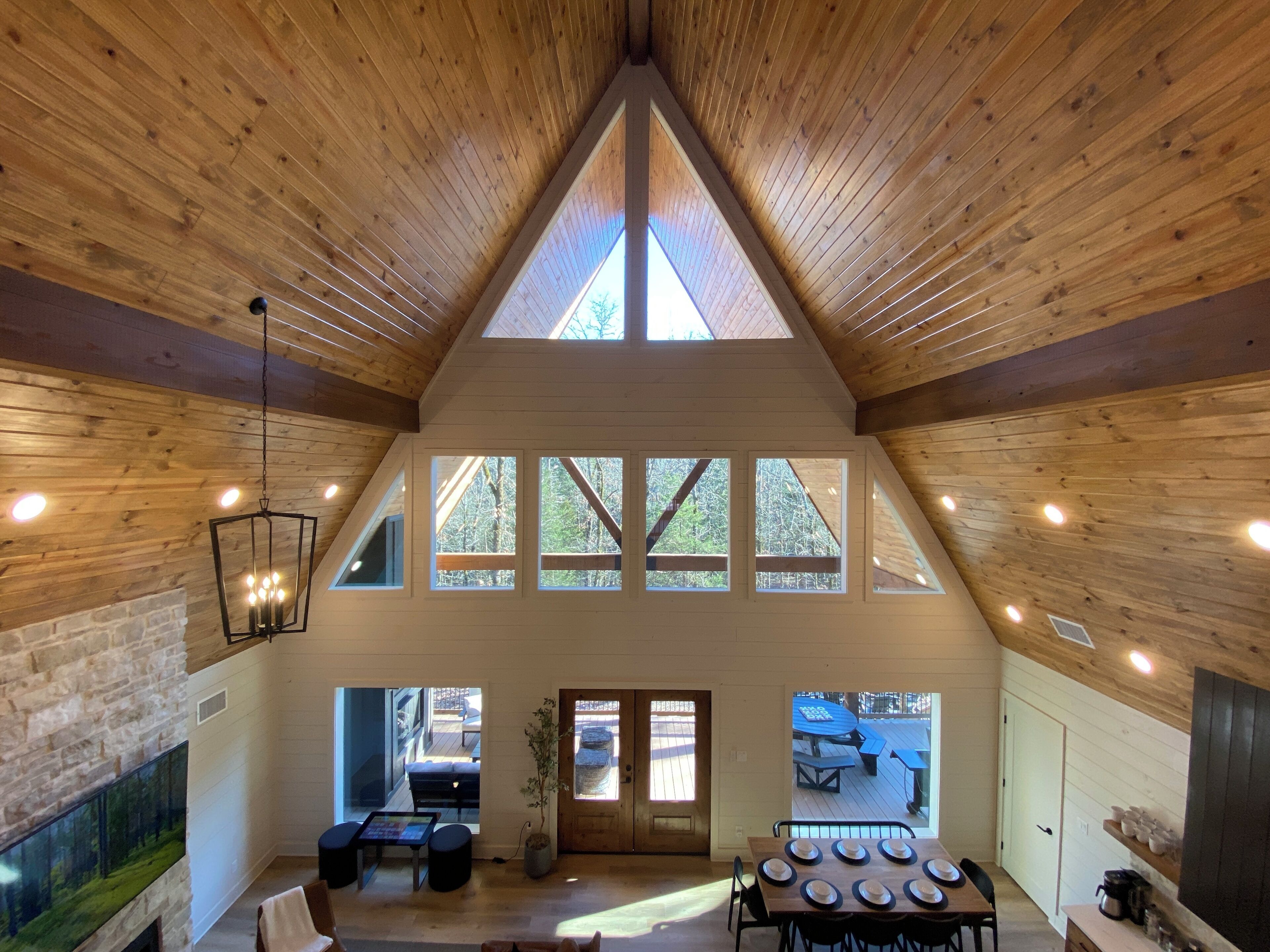 المنشأة من الداخل