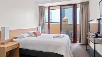 3 bedrooms, iron/ironing board, travel crib, WiFi