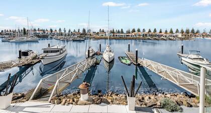 Swainson on Gulf Point