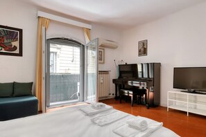 1 bedroom, iron/ironing board, free WiFi, bed sheets - Hostmate - Milano - Tortona (Milano)
