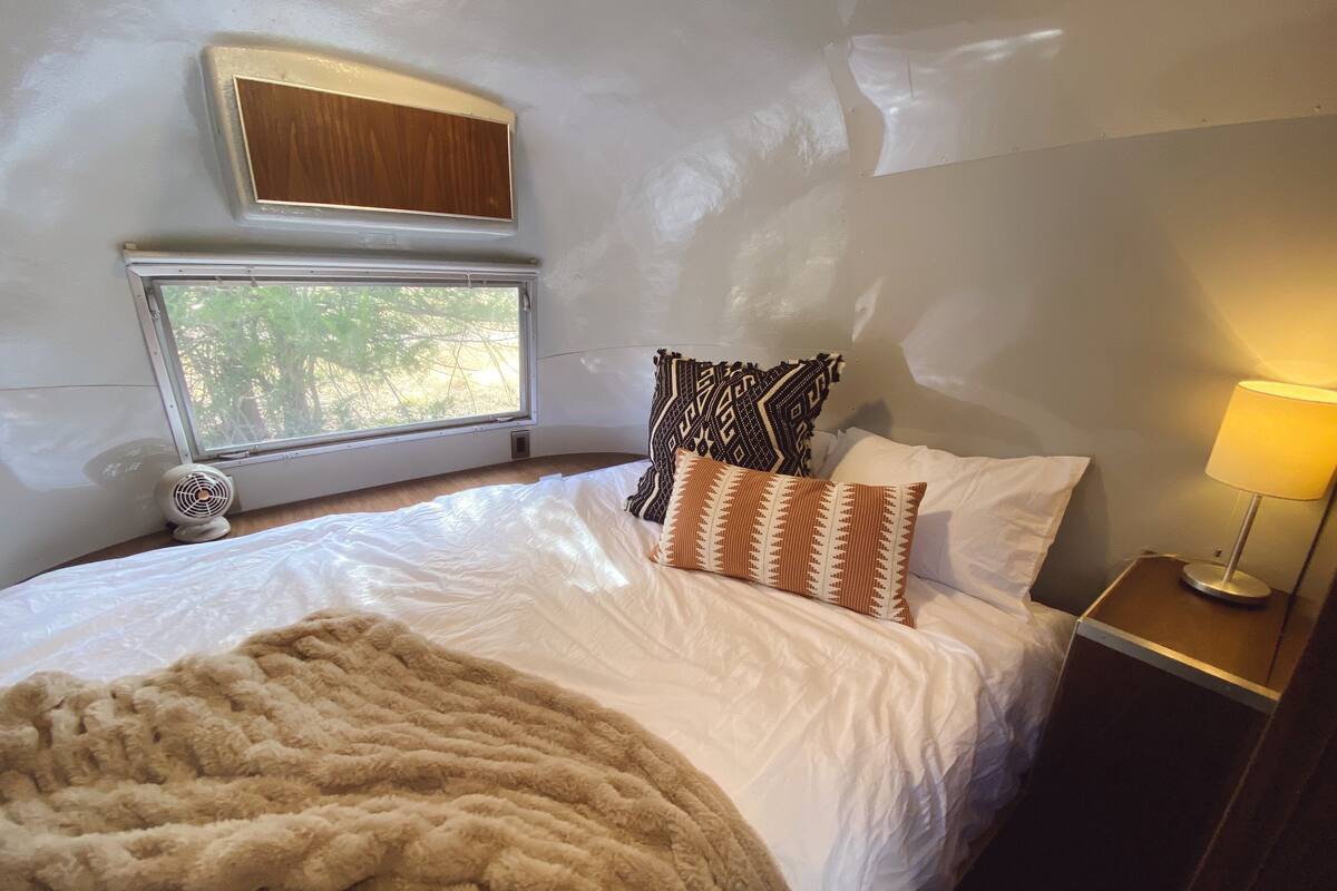 Chambre Premium, coin cuisine, vue établissement