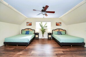 4 bedrooms, desk, iron/ironing board, travel cot