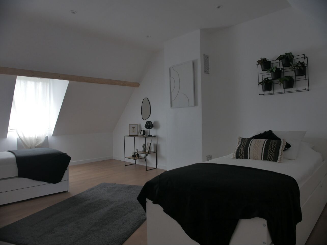 3 chambres, fer et planche à repasser, lit parapluie, Wi-Fi gratuit