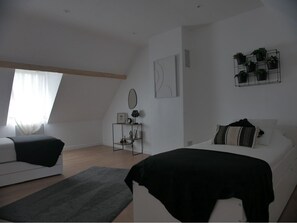 3 Schlafzimmer, Bügeleisen/Bügelbrett, Reisekinderbett, kostenloses WLAN