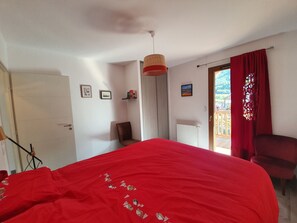 1 chambre, fer et planche à repasser, Wi-Fi gratuit