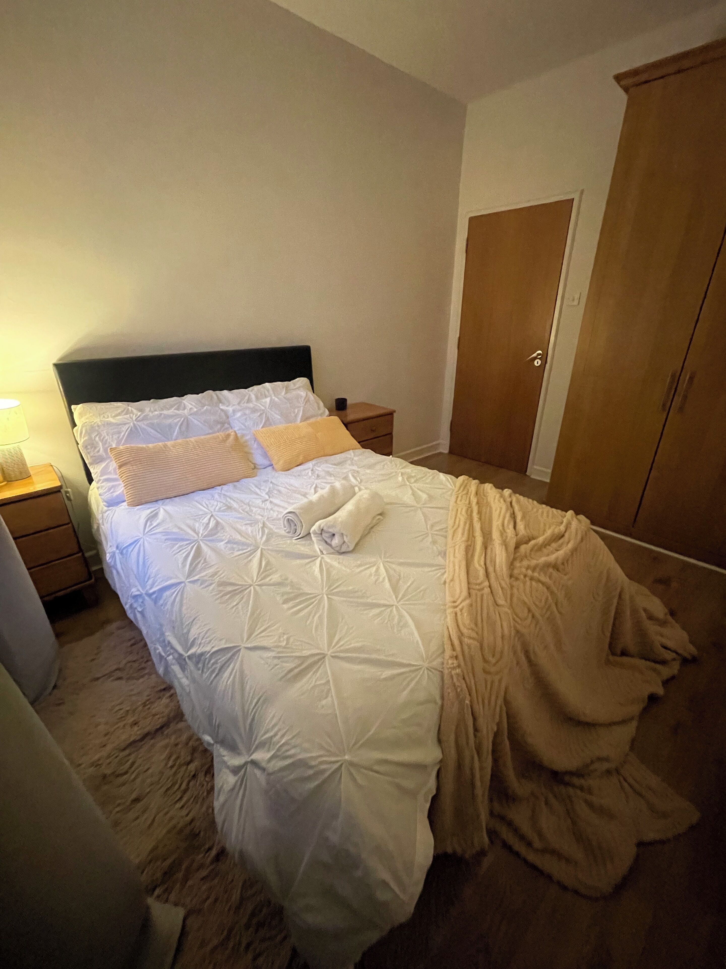 Comfort-Apartment, Gartenblick | Laptopgeeigneter Arbeitsplatz, Bügeleisen/Bügelbrett, kostenloses WLAN