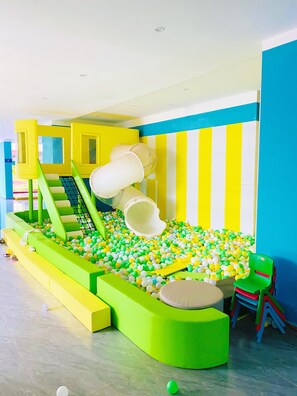 Children's area - Comfy Apartment-Pool & Gym in Kilimani- Nairobi Near National Park (Nairobi)