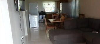 Charming house in delightful Boscobel with AC, WiFi. quiet neighborhood, 