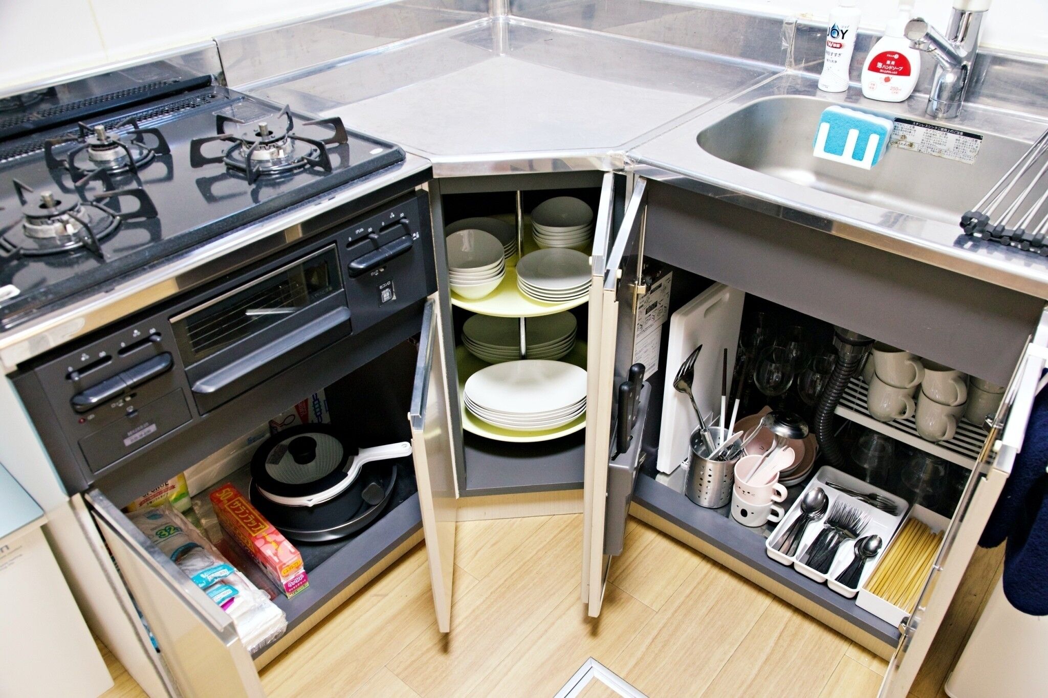 雪櫃、微波爐、爐具、咖啡機/沖茶器