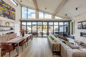 Smart TV, fireplace, printers