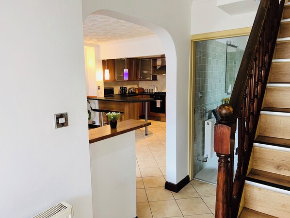 Interior - Central Bristol 3 Bedroom House! Families, Contractors and Professionals (Bristol)