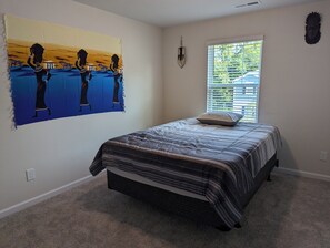 3 室のベッドルーム、アイロン / アイロン台、WiFi、ベッドシーツ