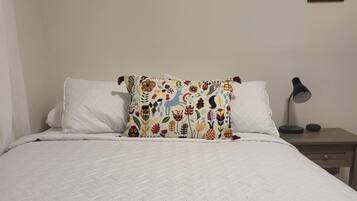 4 chambres, bureau, fer et planche Ă repasser, Wi-Fi gratuit