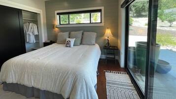 2 makuuhuonetta, silitysrauta/-lauta, Wi-Fi, vuodevaatteet