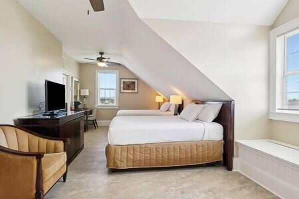 1 dormitorio, tabla de planchar con plancha, cuna de viaje y wifi