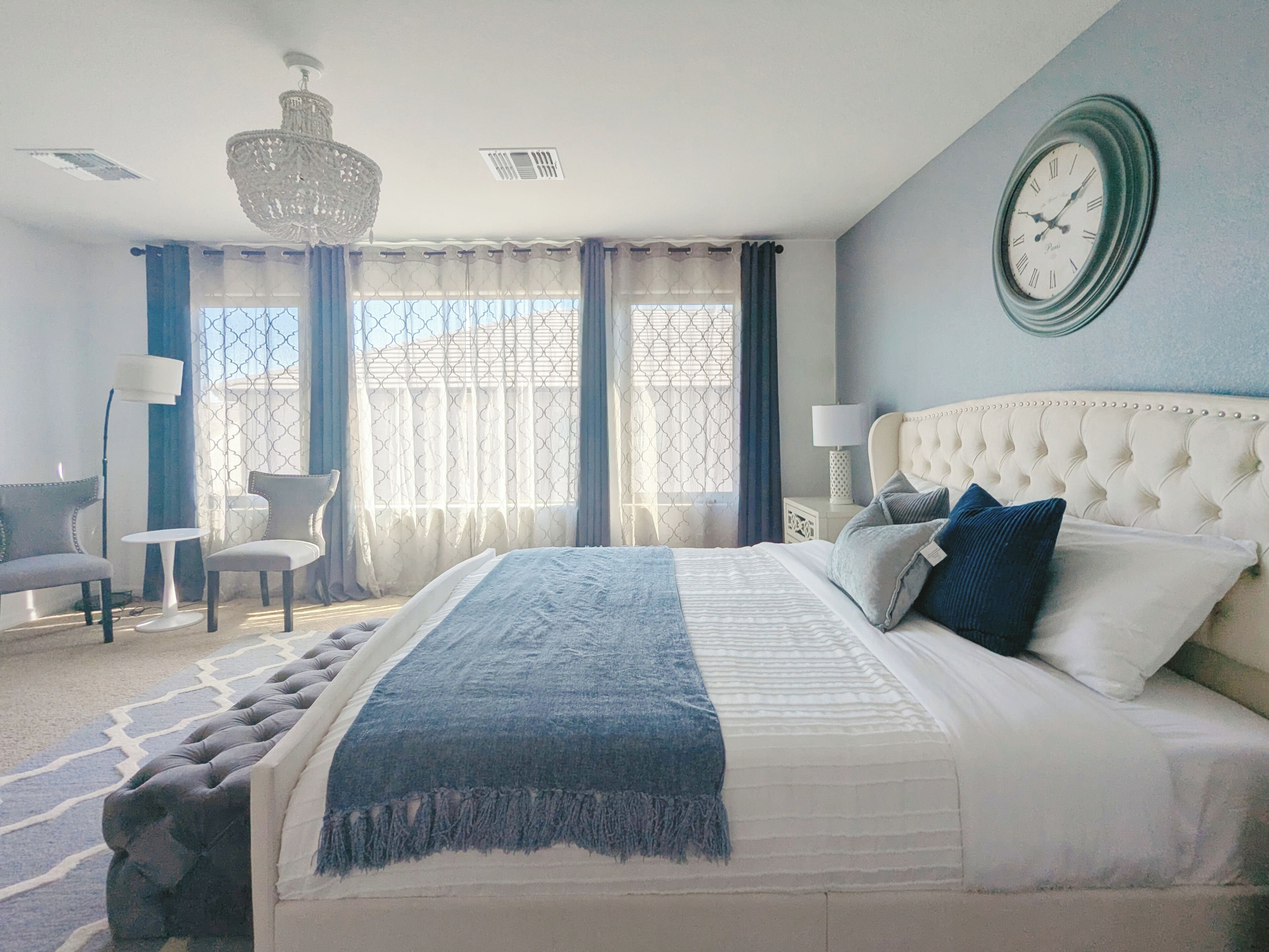 مكواة/لوح كي وواي فاي وملاءات أسرّة