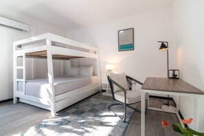 3 bedrooms, in-room safe, iron/ironing board, WiFi