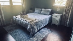 3 bedrooms, iron/ironing board, travel cot, free WiFi
