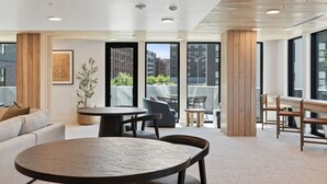 Interior - Superb NEW 2BR amazing amenities (Salt Lake City)