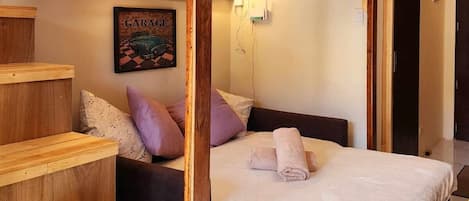 WiFi, bed sheets