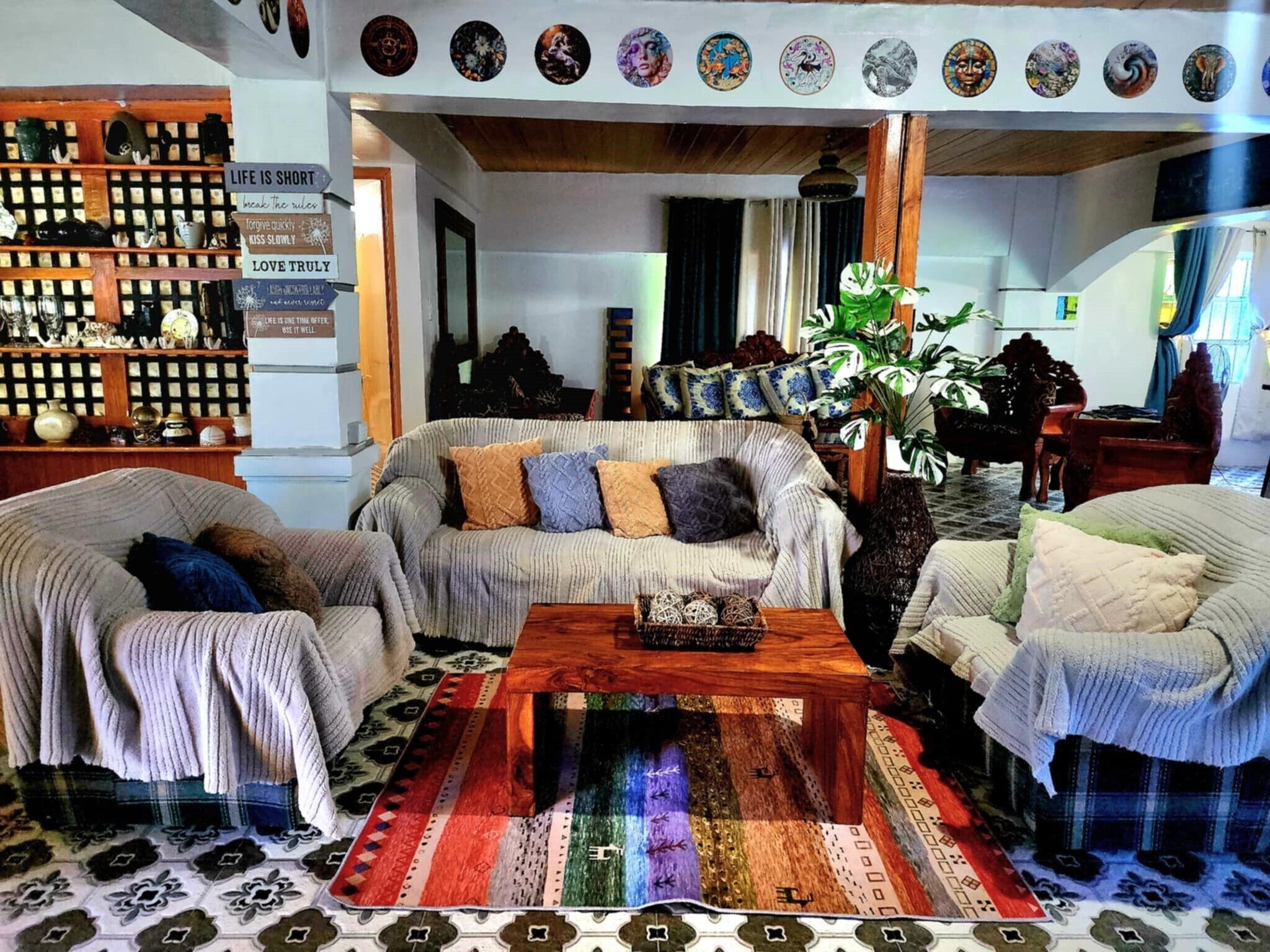 Fernseher, Stereoanlage