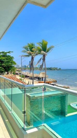 Deluxe Suite, Balcony, Beach View | Balcony - Mashalá Hotel (Coveñas)