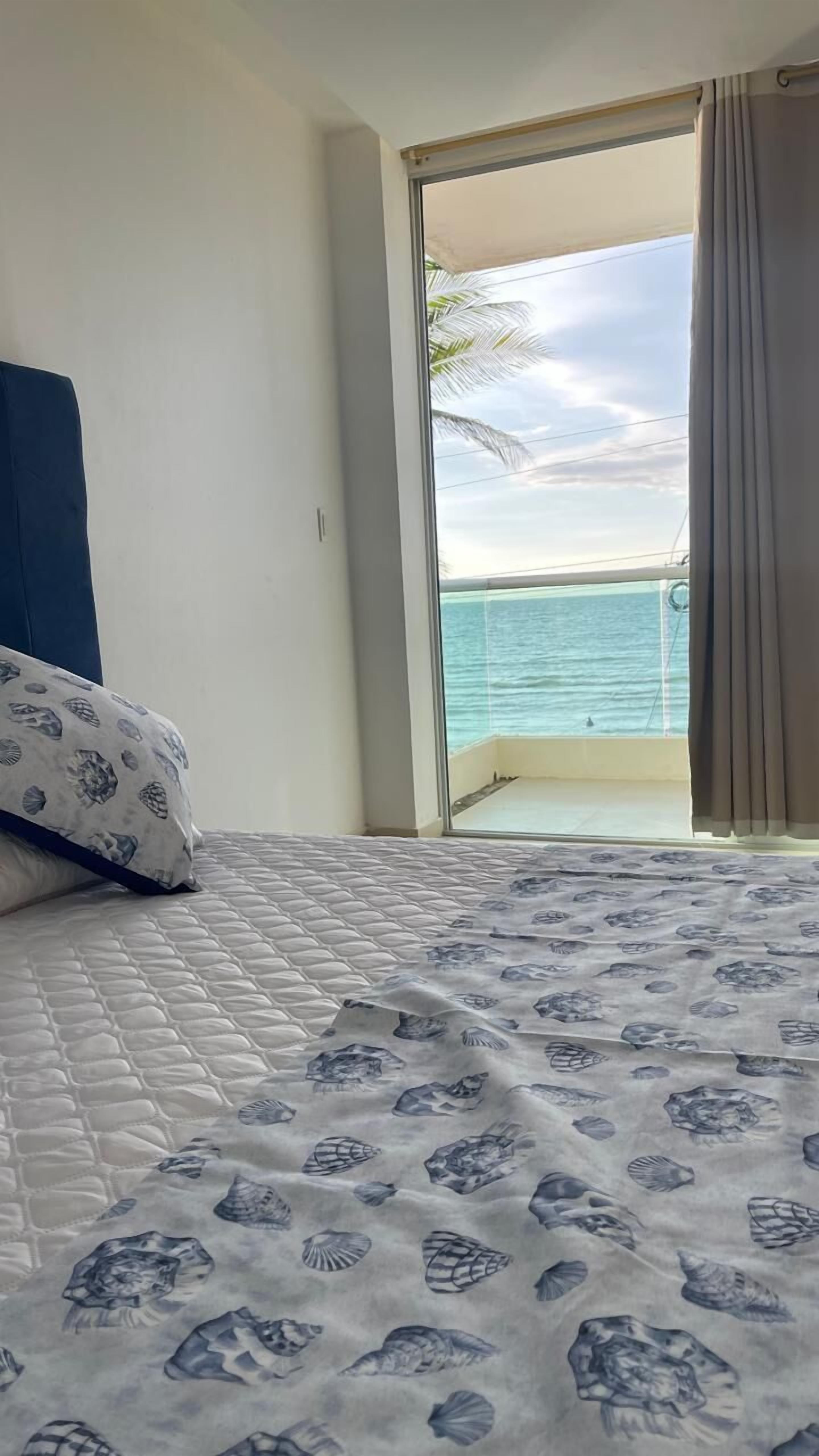 Deluxe Suite, Balcony, Beach View | Free WiFi