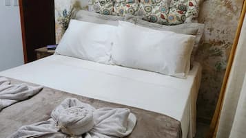 3 slaapkamers, een strijkplank/strijkijzer, wifi, beddengoed
