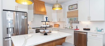 Sip Sanctuary by Apex Short Term Stays