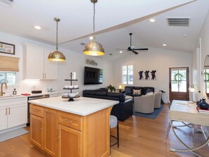 TV, offices - Sip Sanctuary | Best Playoff Weekend Rate (Oxford)