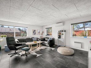 Fernseher, Kamin
