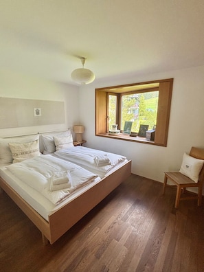 3 Schlafzimmer, kostenloses WLAN, Bettwäsche