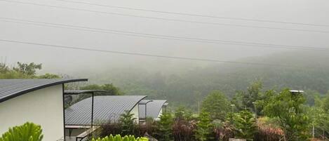 ด้านหน้าที่พัก